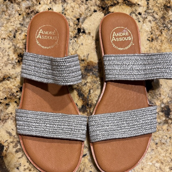 Andre Assous Gray Sandals - Picture 1 of 3